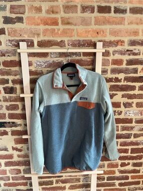 Patagonia Two-Tone Fleece Pullover in Sage Green, Slate Gray & Brown Trim